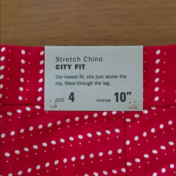 ⭐️ J Crew Factory women’s Bermuda shorts, red, size 4 - Picture 4 of 6
